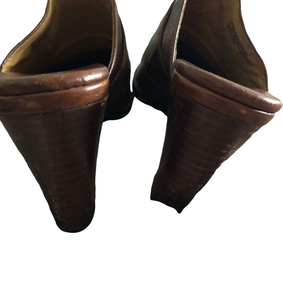 Born Brown Leather Slip-on (Mule) Clogs Size 9 US (40.5 EU) - Picture 6 of 6
